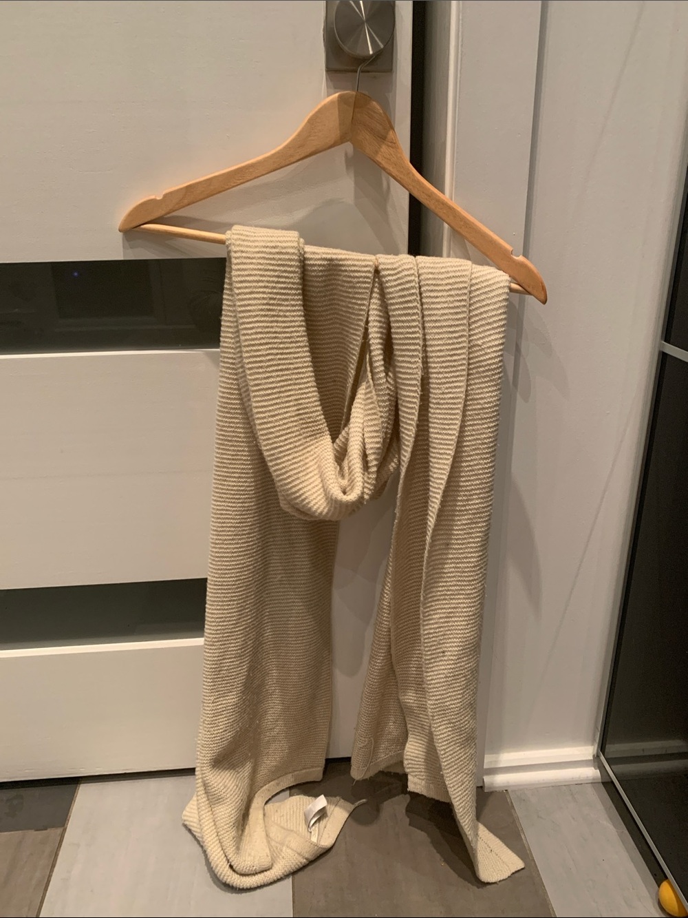 Women's Cream Ribbed Knit Scarf
